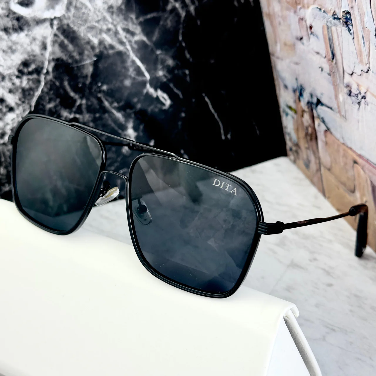 Gafas de sol de diseño DATA01