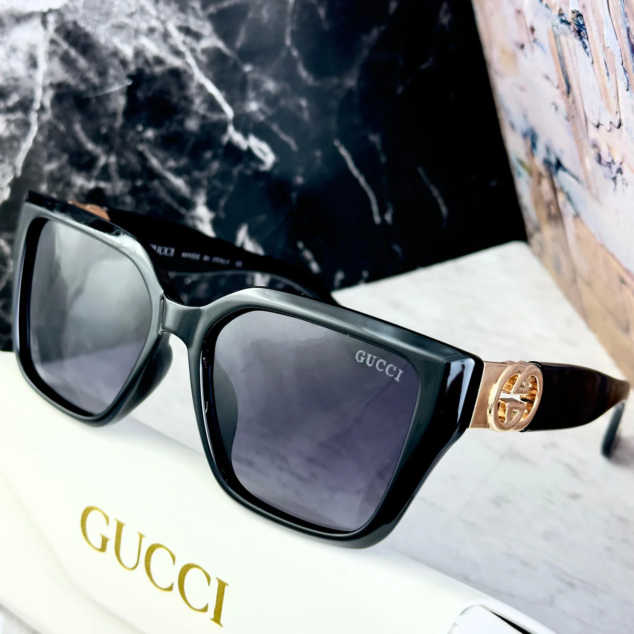 Gucci GGO4