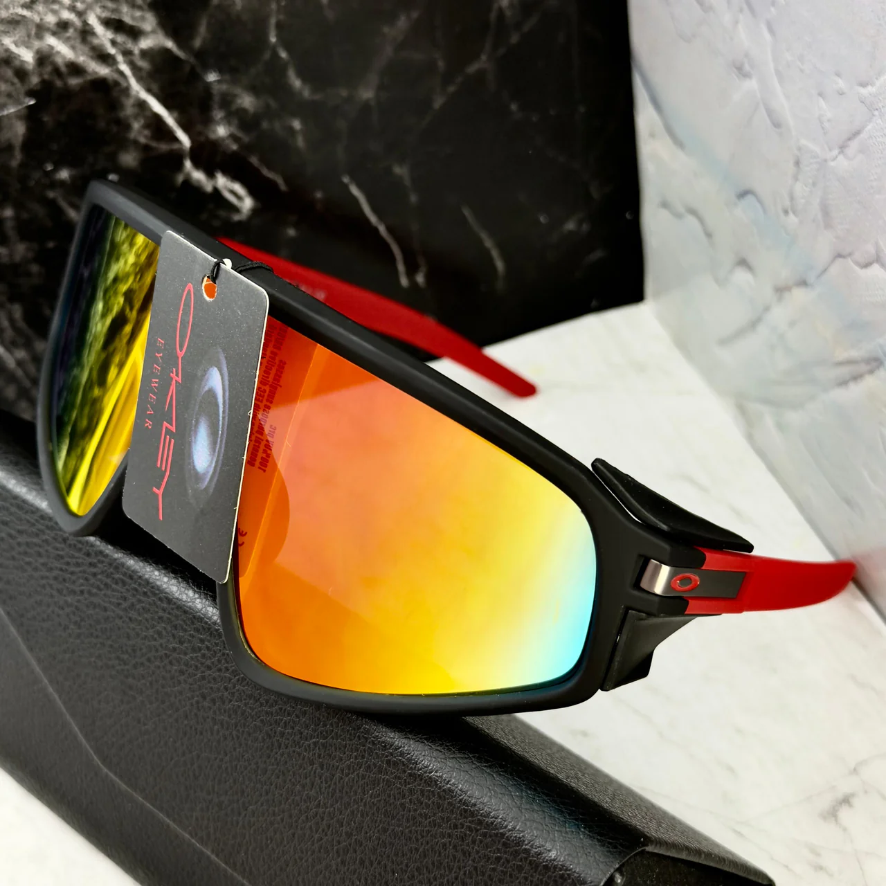 Oakley OMP04